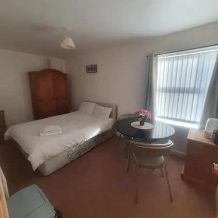 The Potteries Apartman *